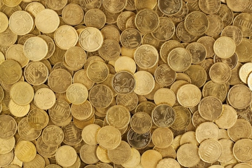 新人必备！沪黄金期货反弹高开(沪市黄金期货实时走势)_http://cajjl.cn_期货技巧_第1张