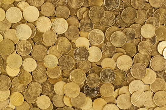 金融机构应当大额交易和可疑交易(按照金融机构大额交易和可疑交易)